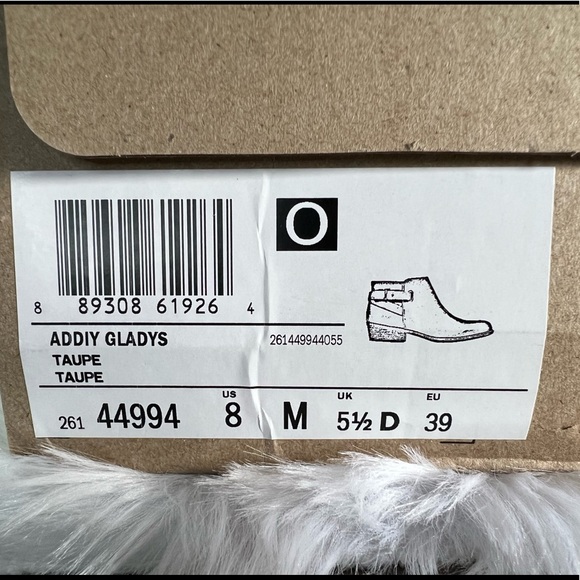 New Clarks Women's, Addiy Kara Ankle Boot - Picture 11 of 15